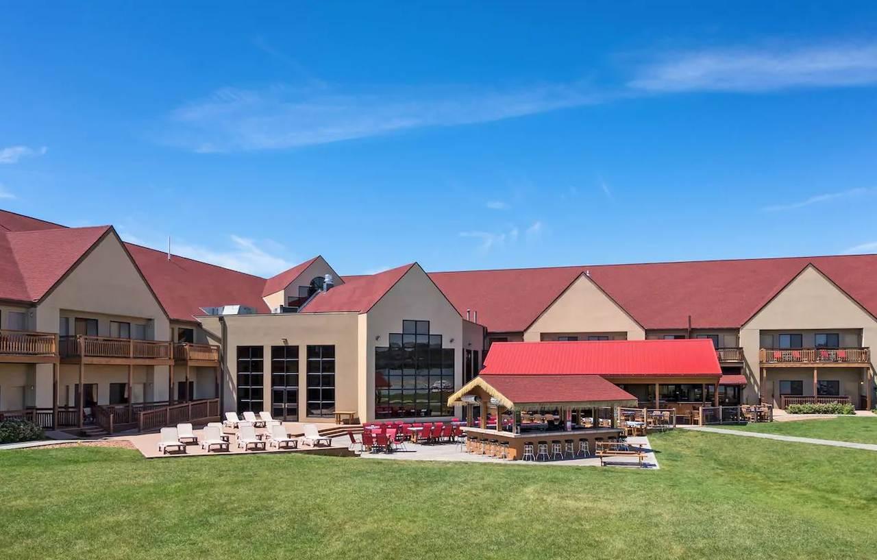 Arrowwood Resort At Cedar Shore Oacoma Exterior foto